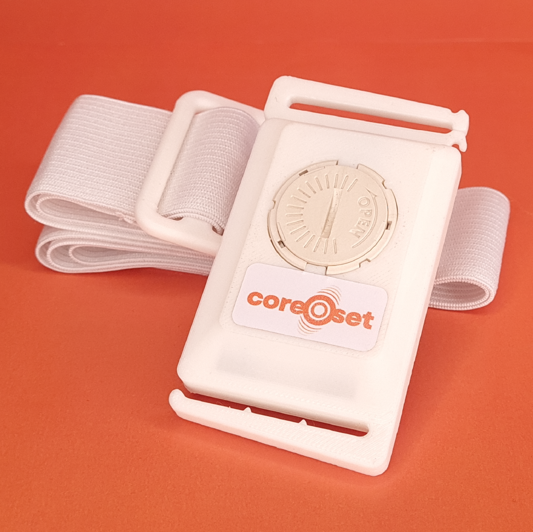Coreset device with belt